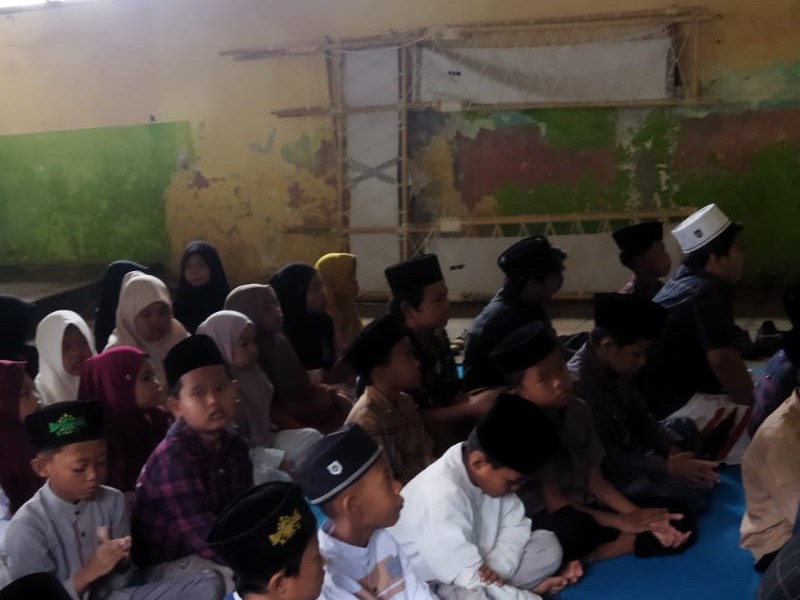 Kegiatan Jum'at Manis